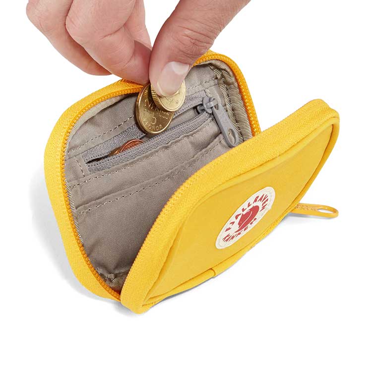 Fjallraven Kanken Card Wallet - Image 2